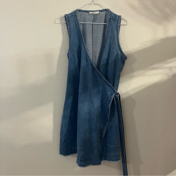 Mod Ref Blue Denim Izzy Dress Wrap Tie Cinch Waist Size: L - Picture 3 of 5